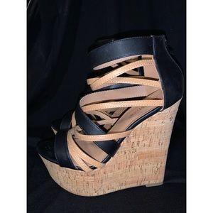JustFab Black and Tan Wedge, Size 7.5